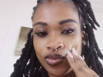 JuicyLipsx