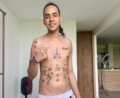 Guy Alone (Gay) - AleCaicedo