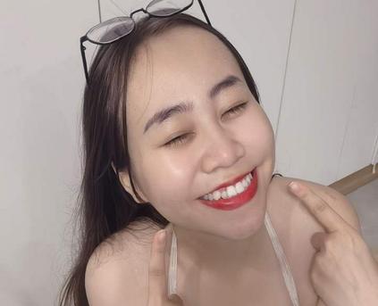 Shy Girl Alone - mimibae