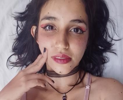 Shy Girl Alone - Lady_Ahri