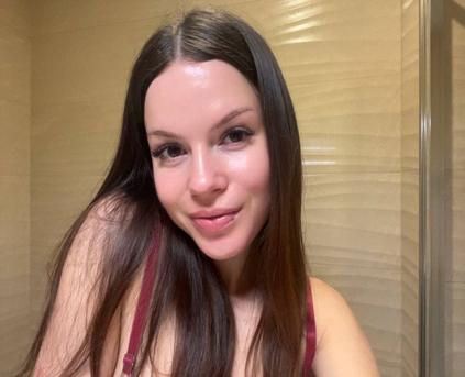 Friends & Romance - CuteCherryXO