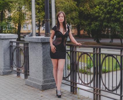 Shy Girl Alone - JuicyBuns