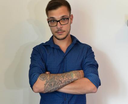 Guy Alone (Gay) - HotCarll