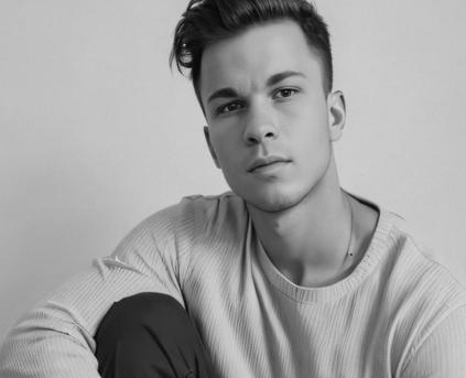 Guy Alone (Gay) - FeralBrad