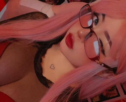 Girl Alone - Lilith_Myers