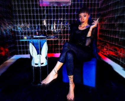 Fetish & BDSM - Dominaviv