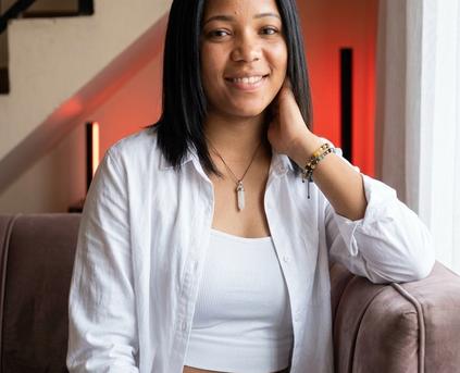 Girl Alone - IndianaQuenIZ