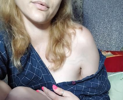 Girl Alone - LindaRoutz