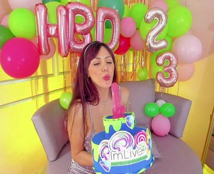 Girl Alone - Mix_Kitty