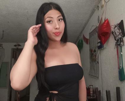 Girl Alone - JuliannaLingx