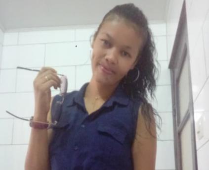 Girl Alone - SexypichFresh