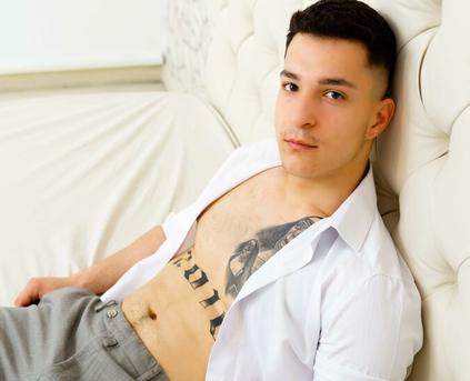 Guy Alone (Gay) - AndyAnselHott235