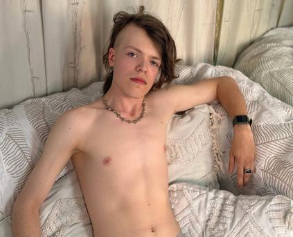 Guy Alone (Gay) - ivicaaaa