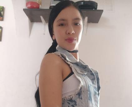 Girl Alone - JulietaDiamondd