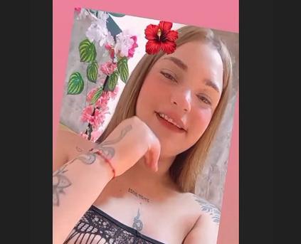 Girl Alone - asimonapaezcm1