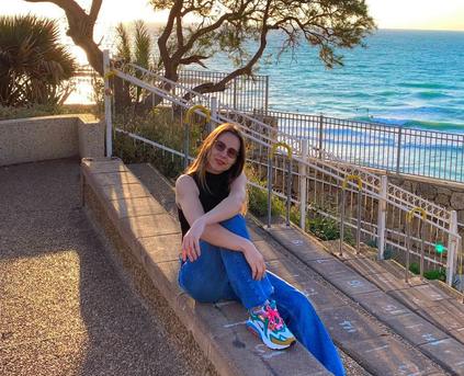 Friends & Romance - NoireLune