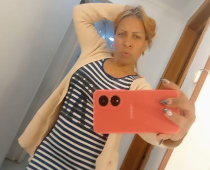 Girl Alone - Alondra806