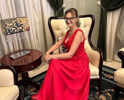 Girl Alone - SiennaShineX