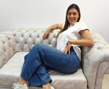 Girl Alone - NoelleLoisx