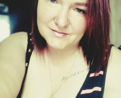 Shy Girl Alone - AngelQSky