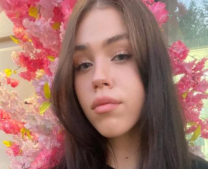 Girl Alone - Kitty_Mila