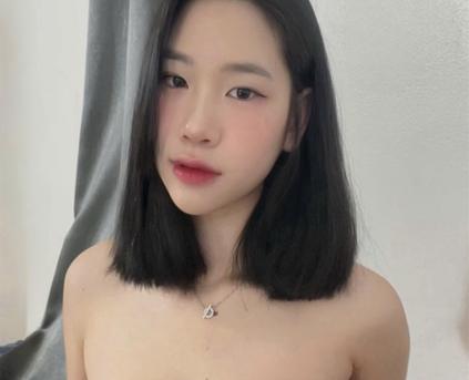 Girl Alone - Liiana21