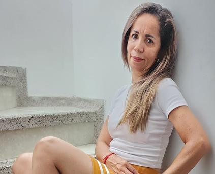 Girl Alone - mrs_angelica