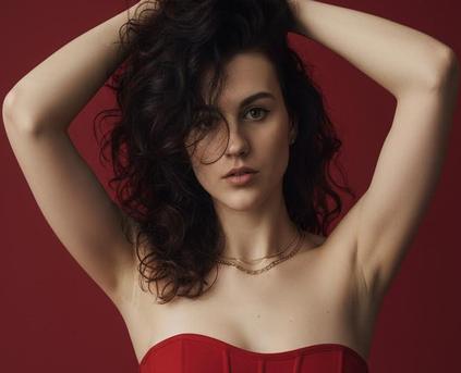 Girl Alone - Ameliambers
