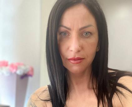 Friends & Romance - MystaLuuna1