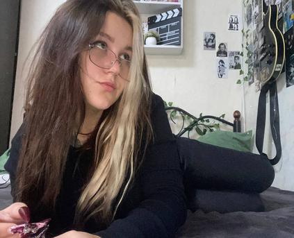 Shy Girl Alone - alicewinchesterr