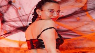 lunahot67, live now on ImLive