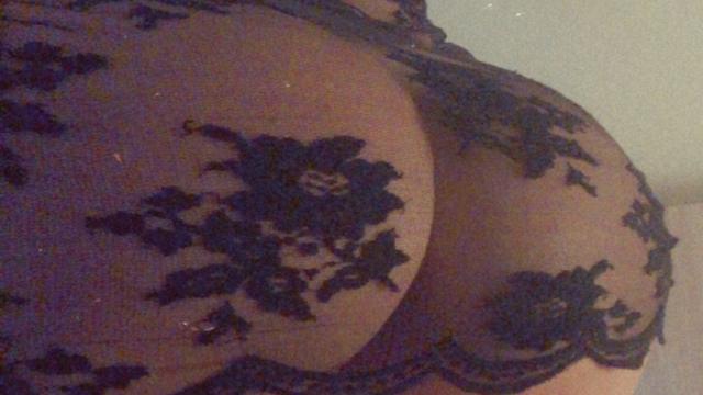 lovelybellaa, live now on ImLive