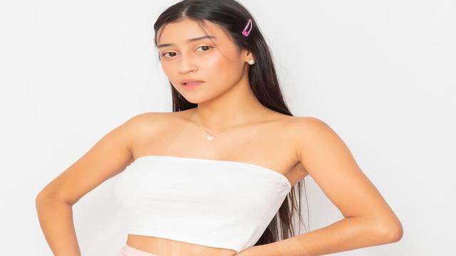 lilithoconnorr, live now on ImLive